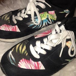Flower sneakers